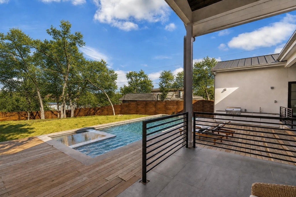 6102 Forest Hills Dr - Photo 20