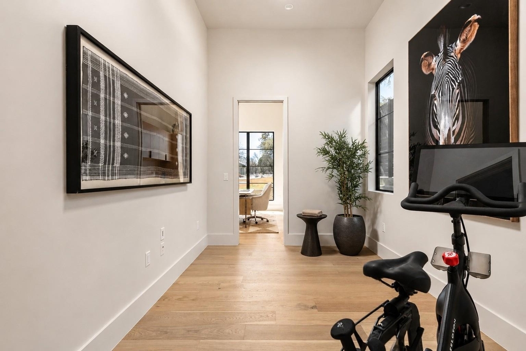 6102 Forest Hills Dr - Photo 16