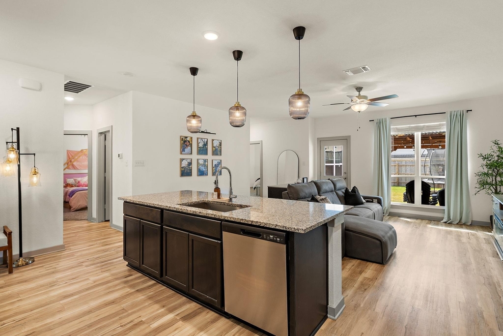 117 Watch Hill - Photo 6