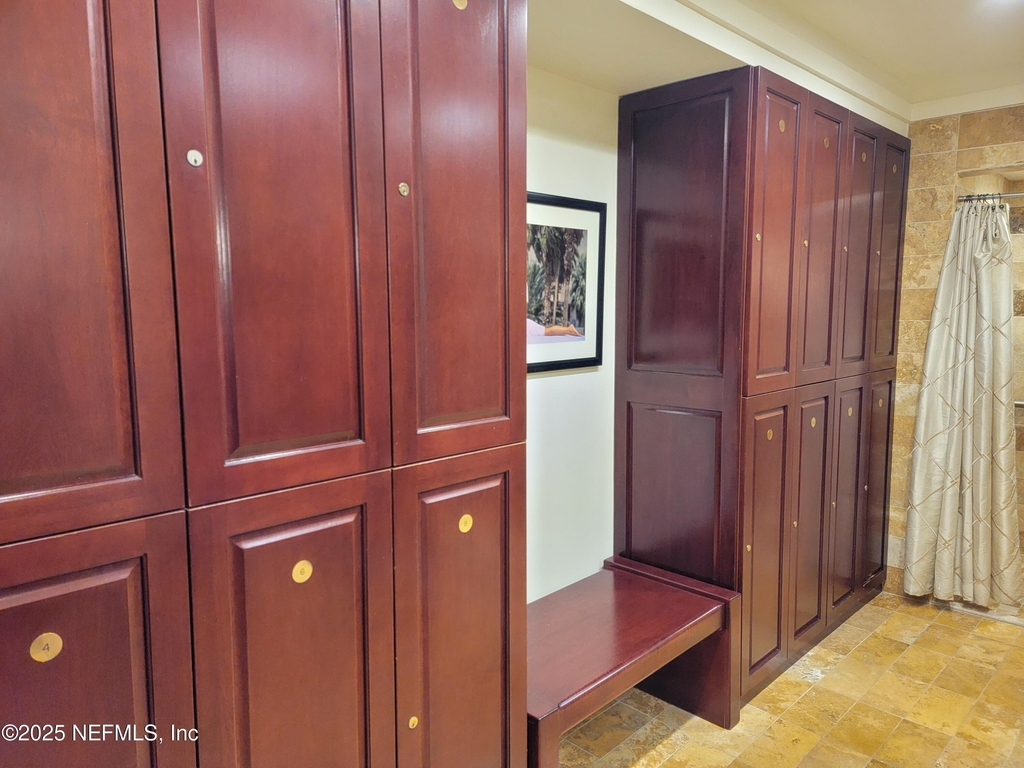 945 Registry Boulevard - Photo 37