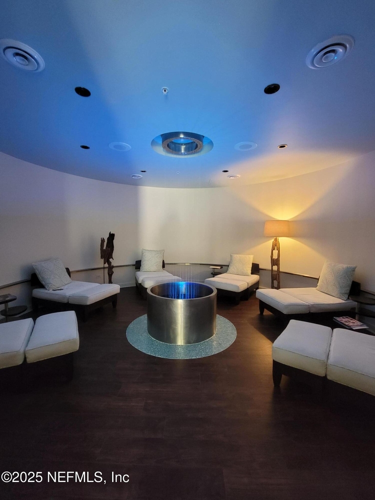 945 Registry Boulevard - Photo 34