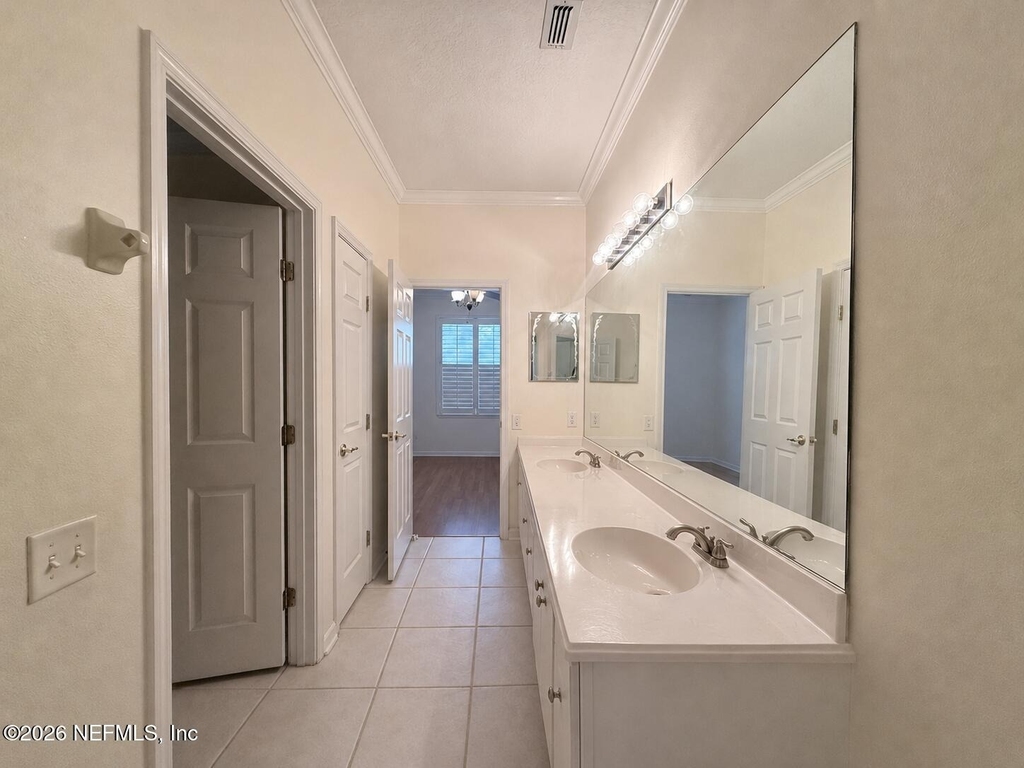 10469 Creston Glen Circle E - Photo 19