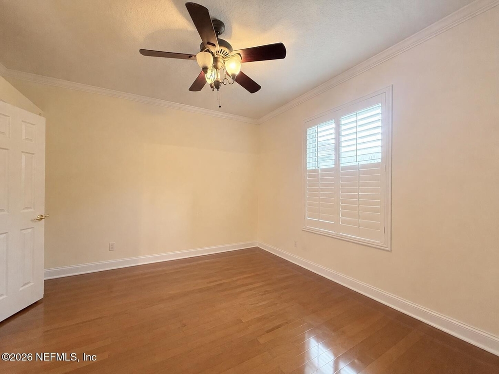 10469 Creston Glen Circle E - Photo 18
