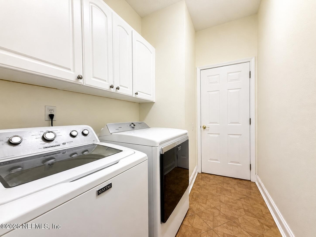 10469 Creston Glen Circle E - Photo 21