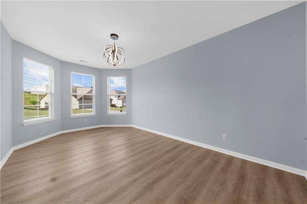 5435 Mirror Lake Drive - Photo 5