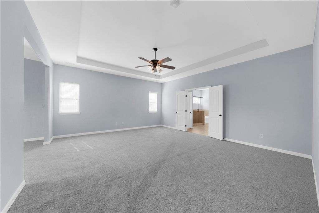 5435 Mirror Lake Drive - Photo 32