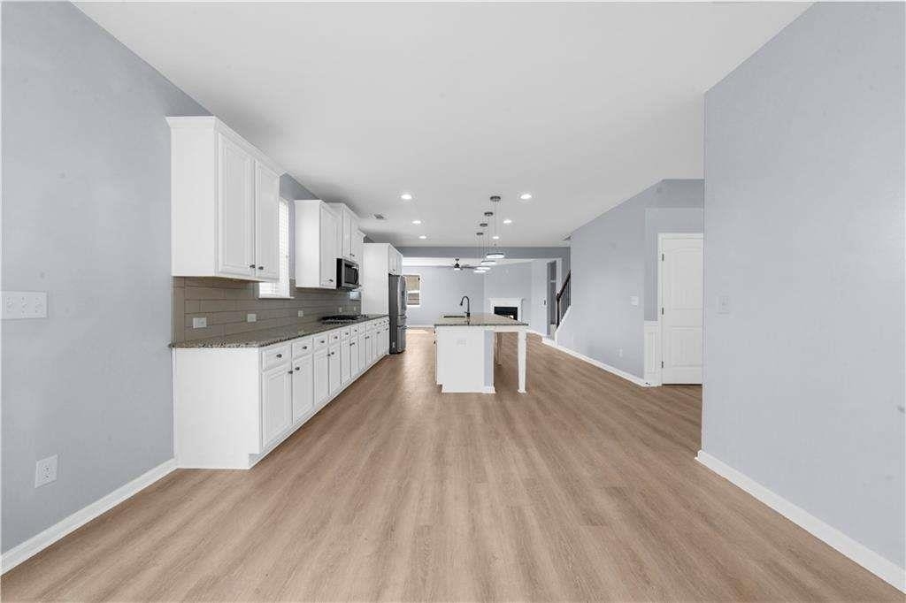 5435 Mirror Lake Drive - Photo 14