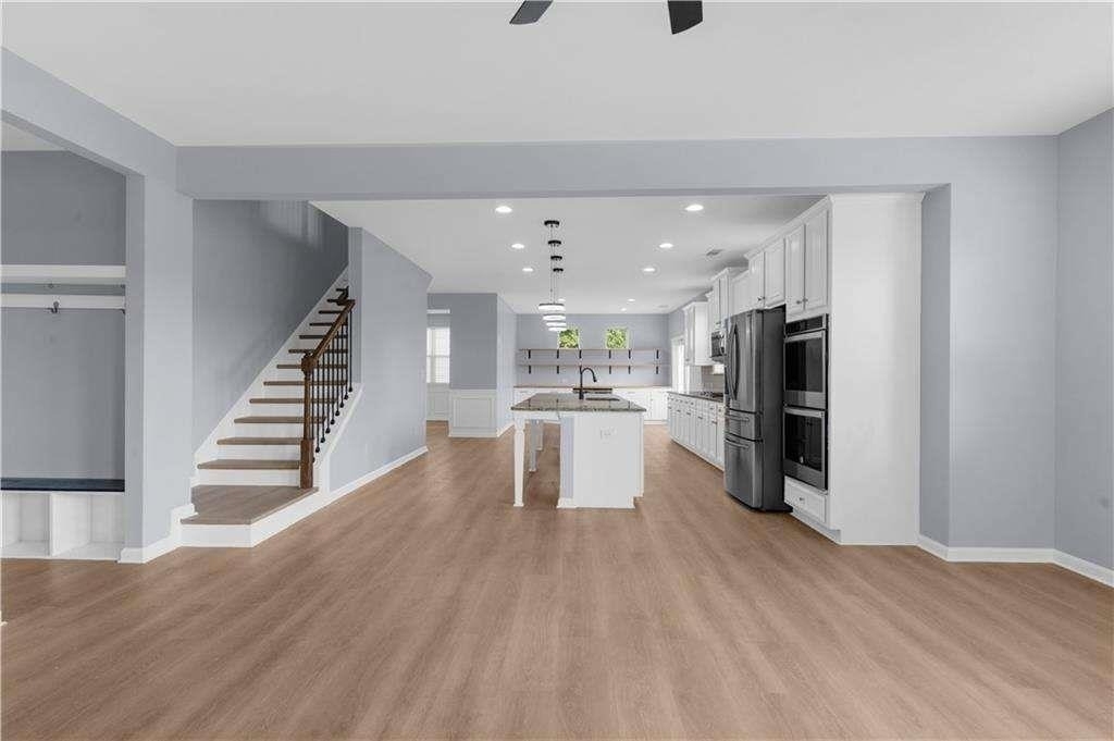 5435 Mirror Lake Drive - Photo 24
