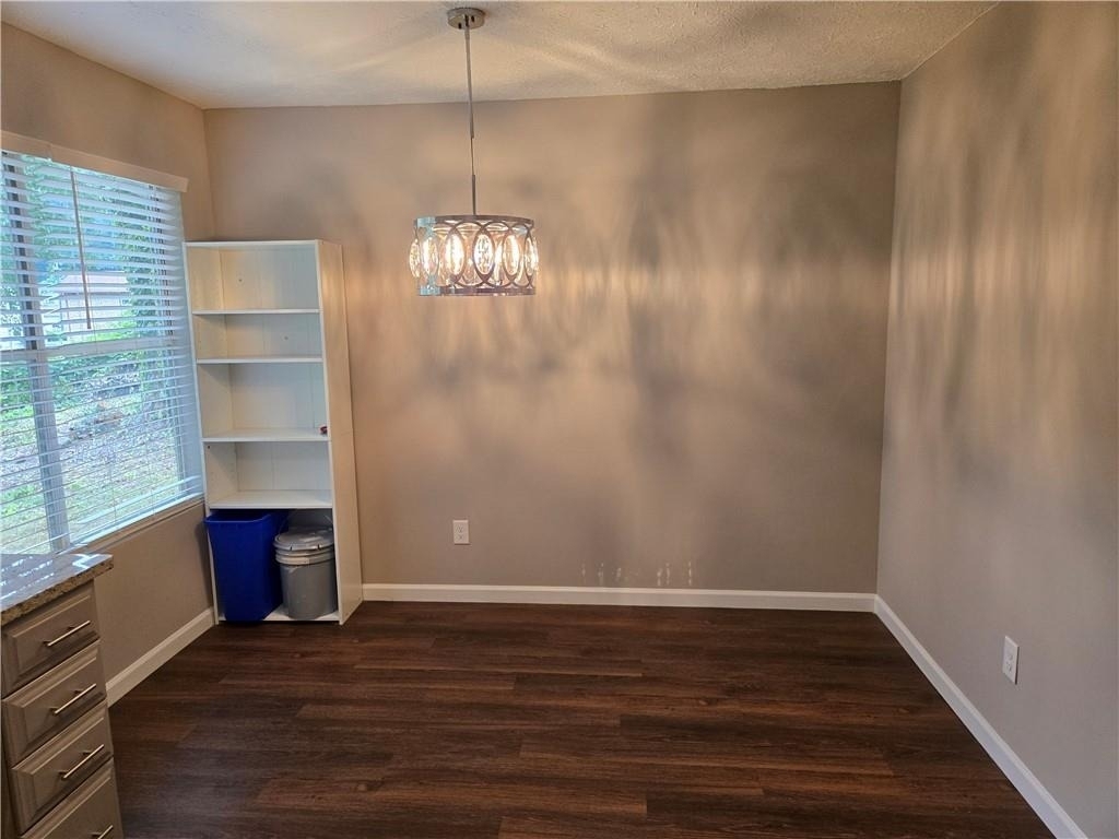 1680 Wee Kirk Road Se - Photo 2