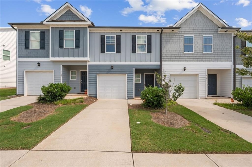 7134 Gladstone Circle - Photo 1