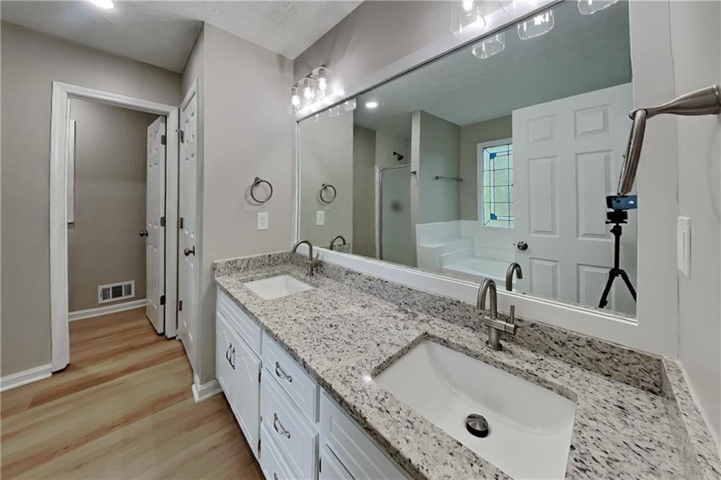 1075 Crystal Water Drive - Photo 8