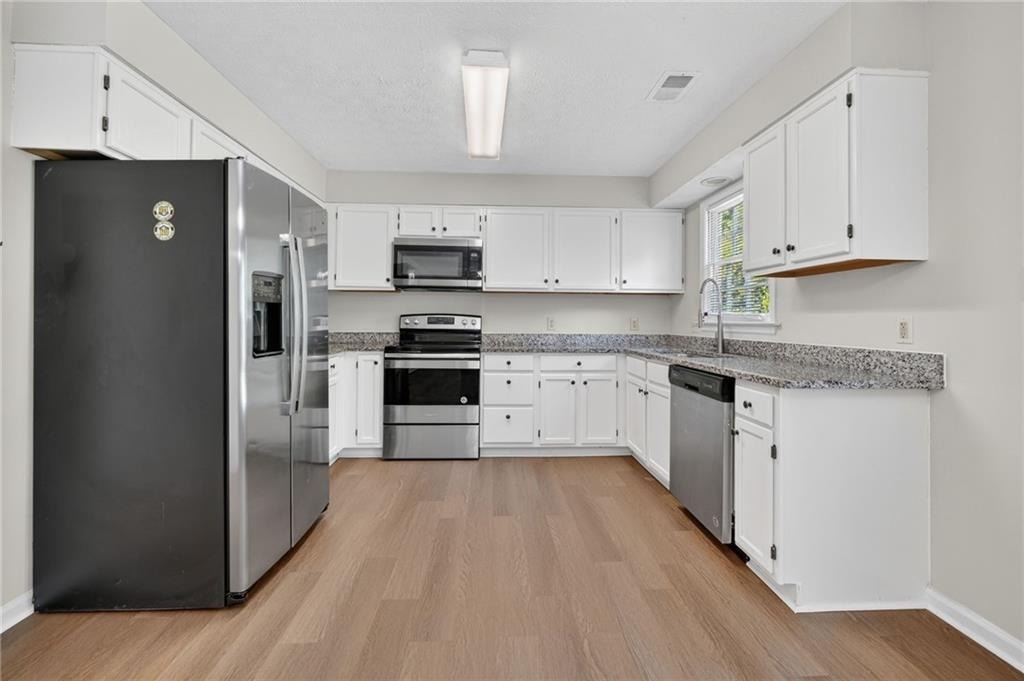 12110 Greenmont Walk - Photo 9