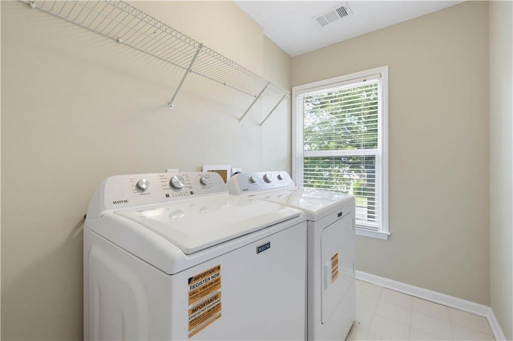 395 Cadeleigh Court - Photo 29