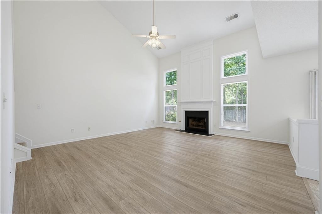 395 Cadeleigh Court - Photo 7