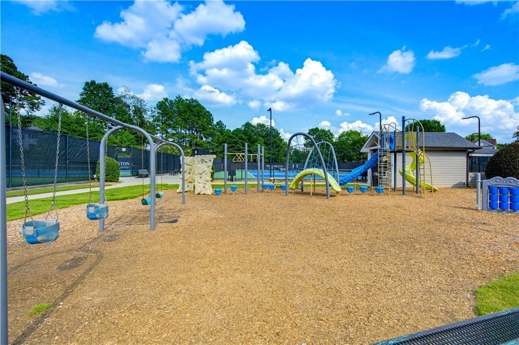395 Cadeleigh Court - Photo 40