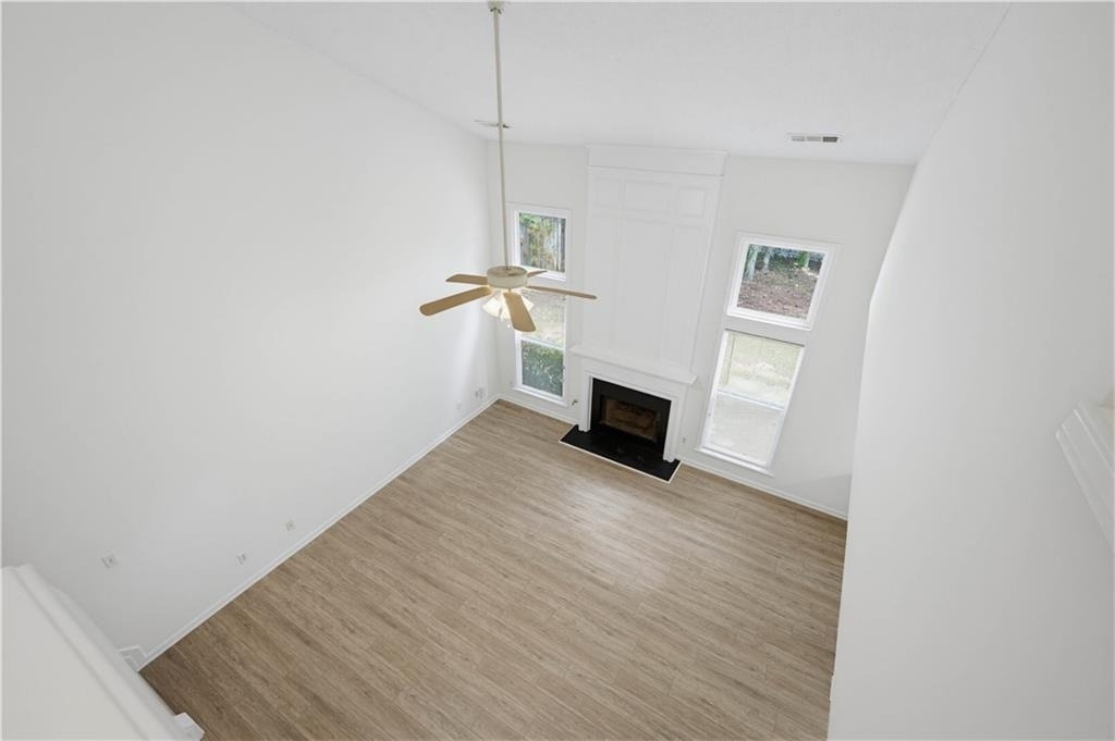 395 Cadeleigh Court - Photo 9