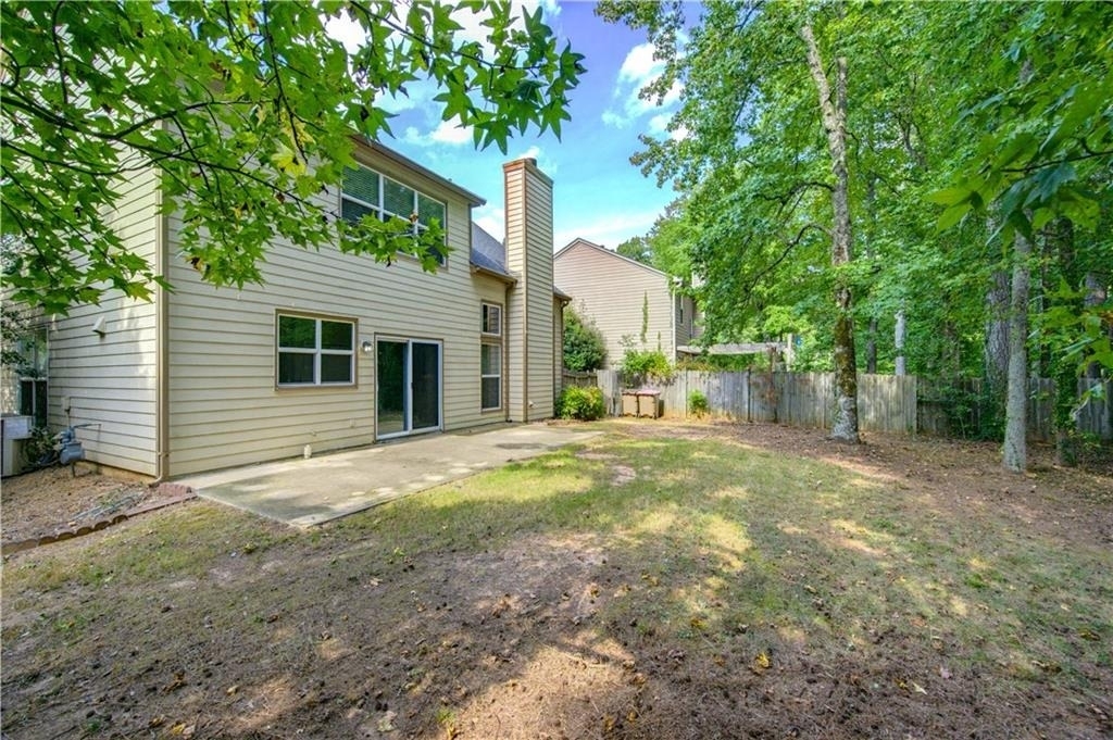 395 Cadeleigh Court - Photo 32