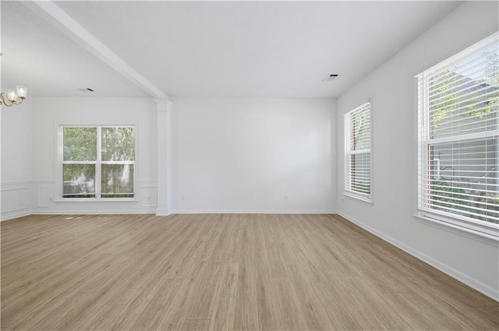395 Cadeleigh Court - Photo 3