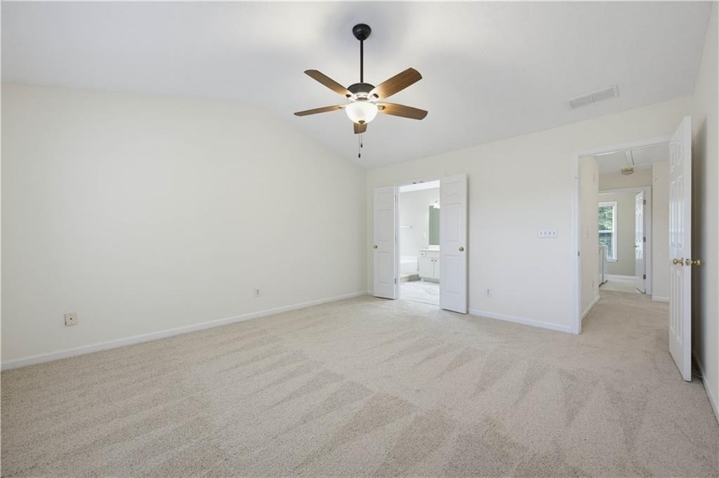 395 Cadeleigh Court - Photo 21