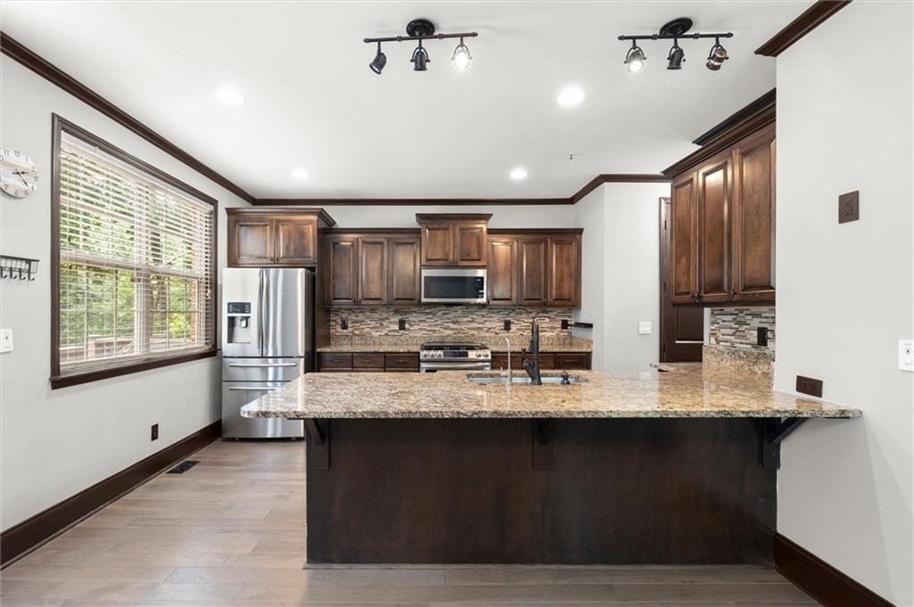 5583 Julian Place - Photo 8
