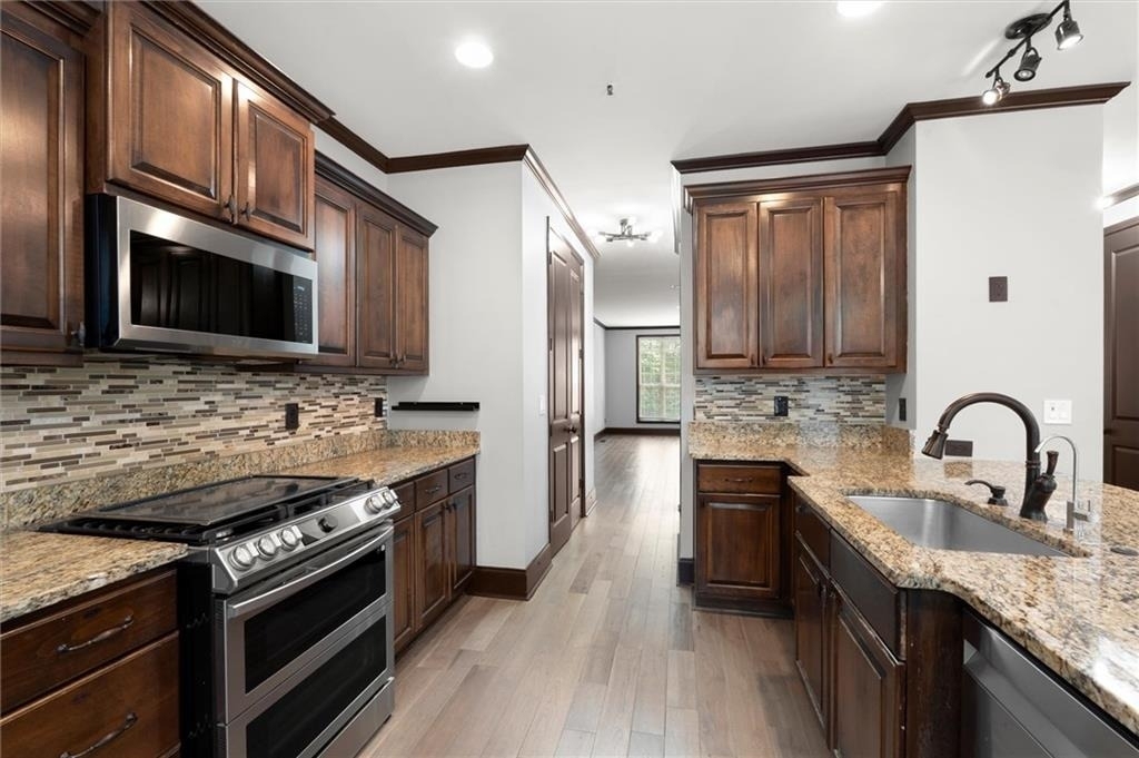 5583 Julian Place - Photo 10