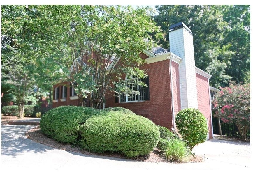 3885 Waterford Drive - Photo 3