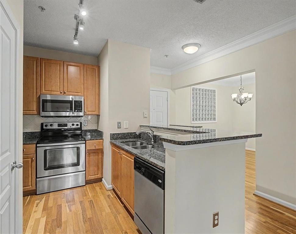 10 Perimeter Summit Boulevard Ne - Photo 4