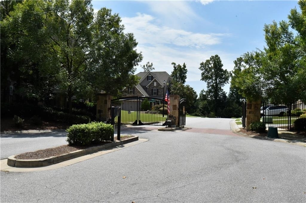 5245 Haven Crest Lane - Photo 3