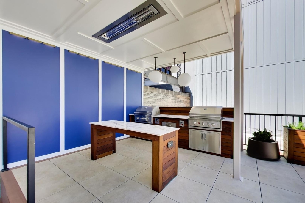 310 S Michigan Avenue - Photo 22