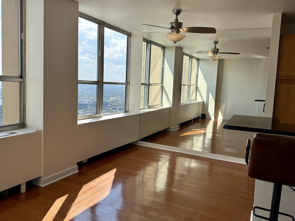 655 W Irving Park Road - Photo 13
