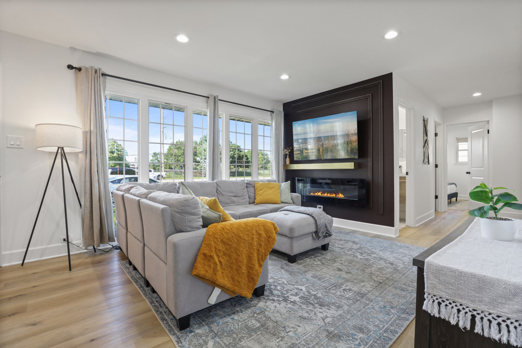 7125 Simpson Street - Photo 2
