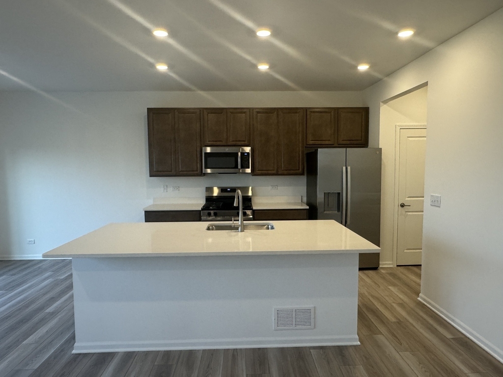 2605 Dundee Drive - Photo 5