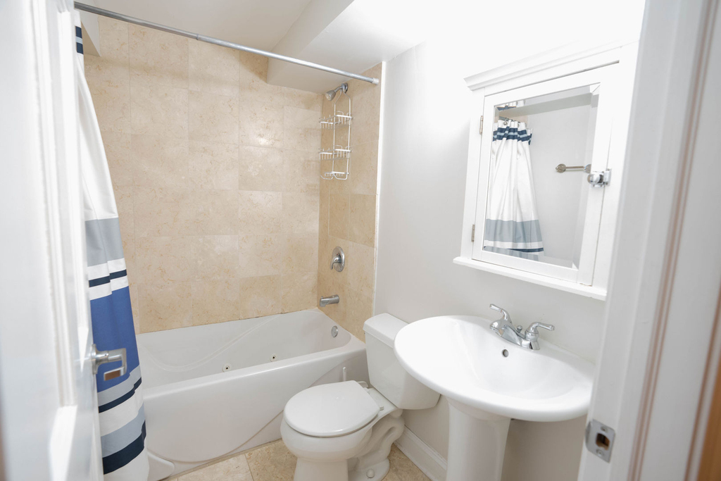 3057 W Grace Street - Photo 5