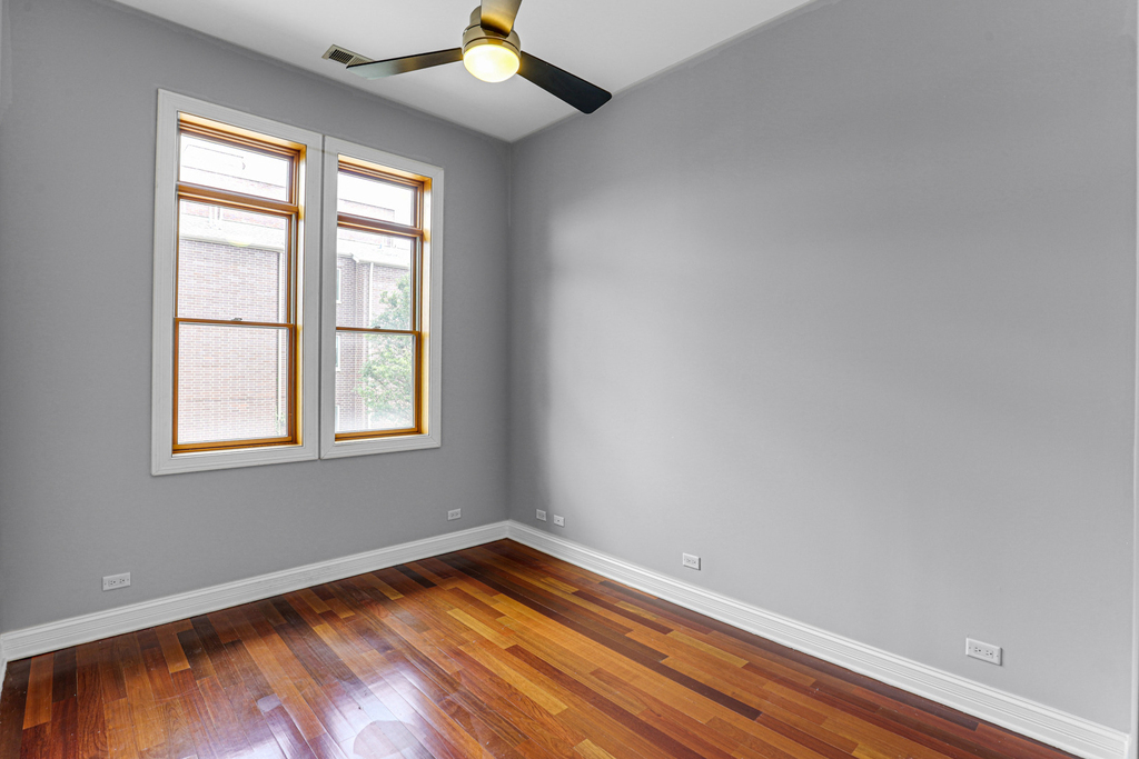 4755 N Washtenaw Avenue - Photo 14