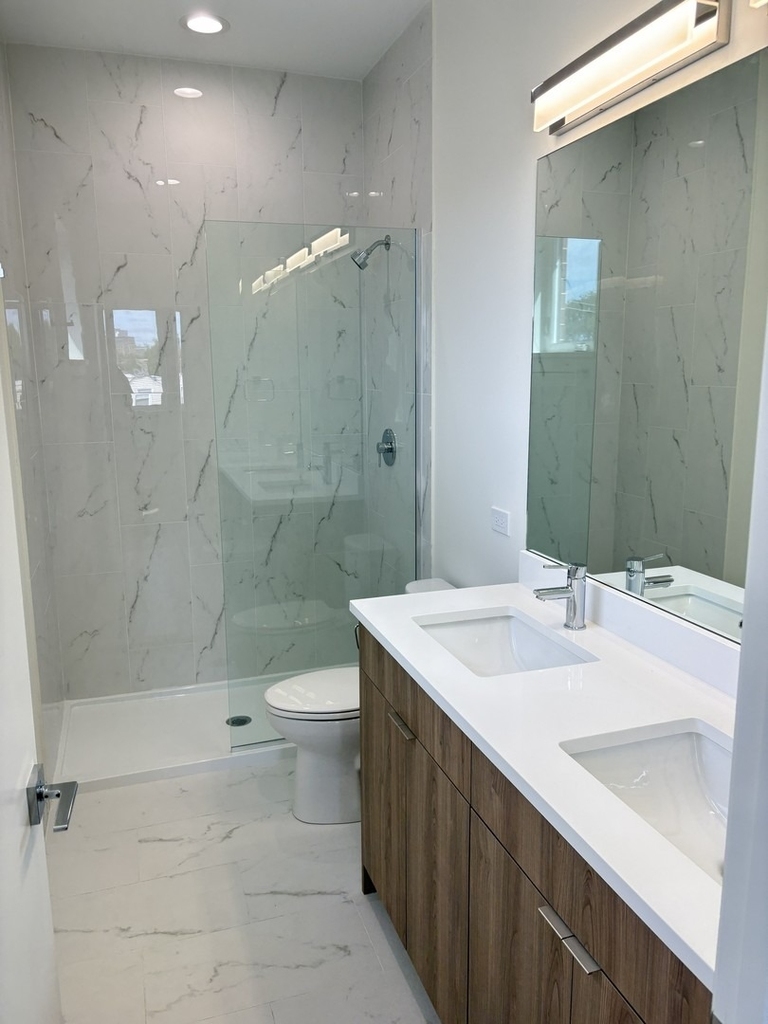 4740 W Addison Street - Photo 7