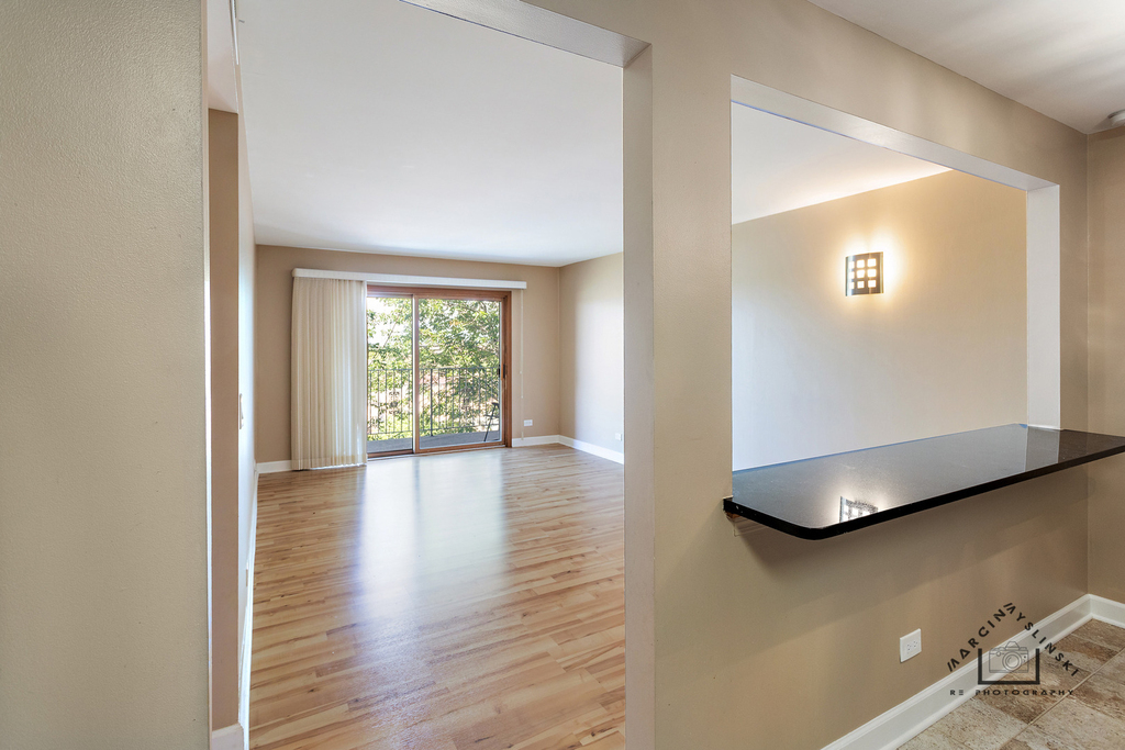 6540 W Irving Park Road - Photo 2