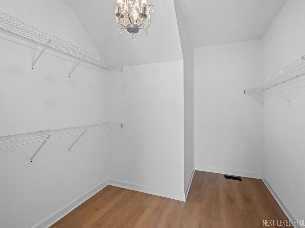 819 Asbury Drive - Photo 15