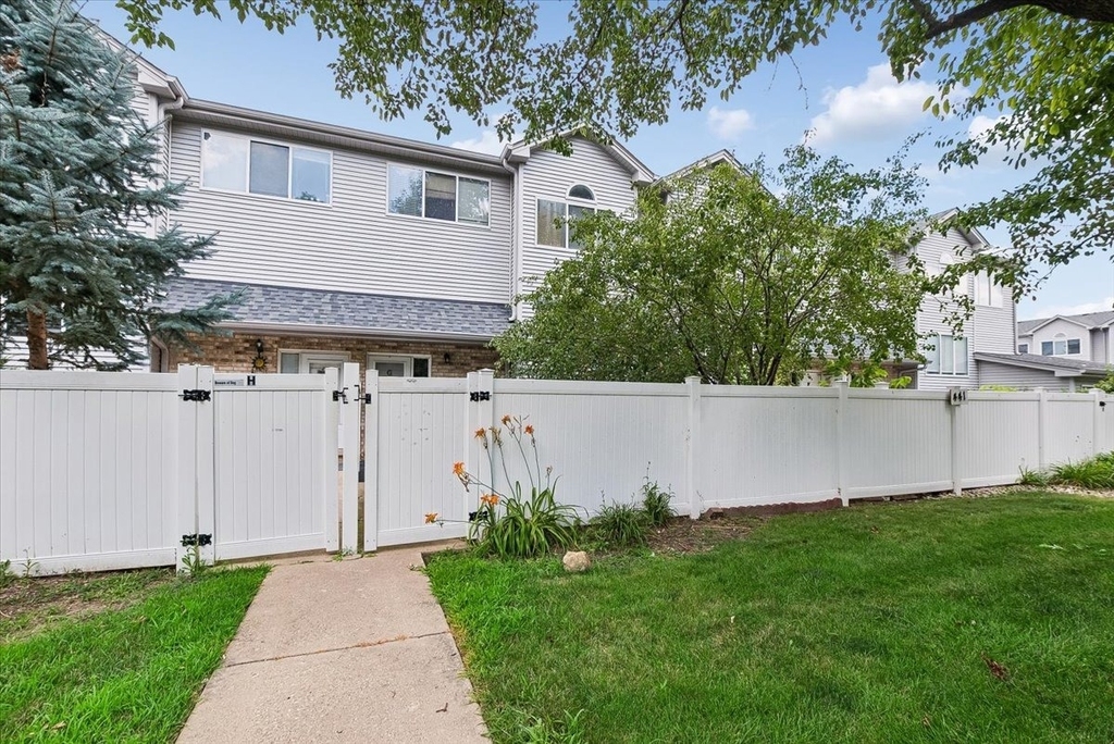 441 Park Ridge Lane - Photo 0