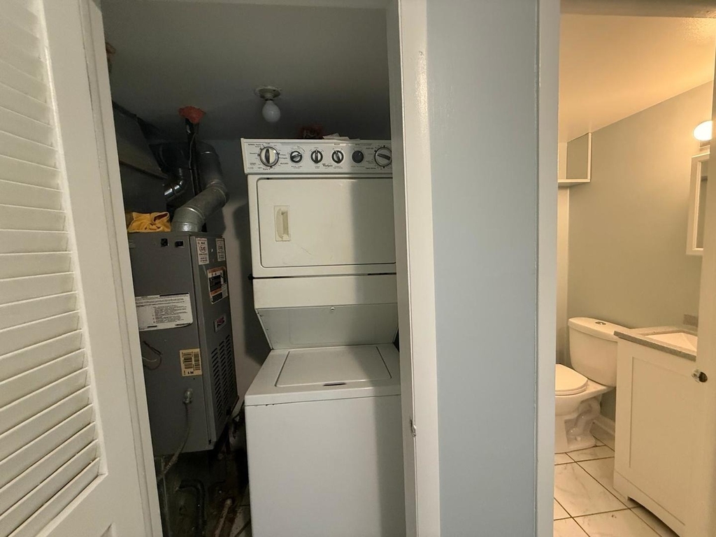 1305 Kingsbury Drive - Photo 11