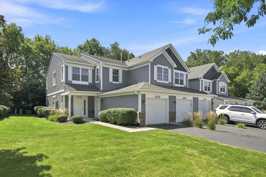 2532 Oneida Lane - Photo 0