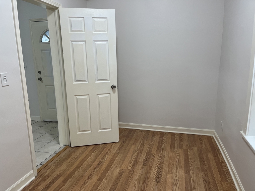 4345 S Artesian Avenue - Photo 13