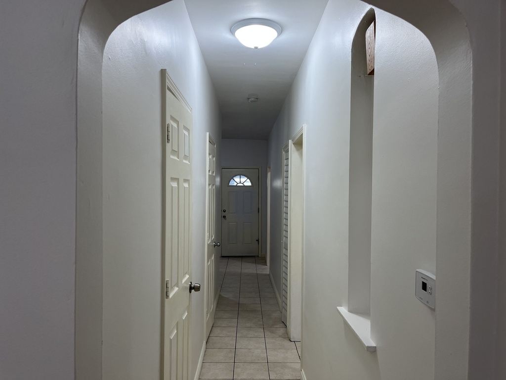 4345 S Artesian Avenue - Photo 6