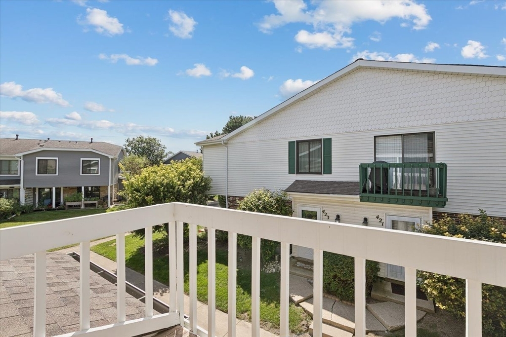 415 Tyler Court - Photo 2