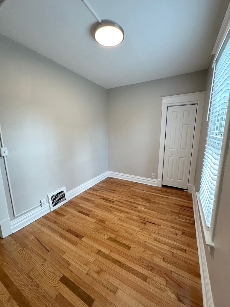 438 Ada Street - Photo 21