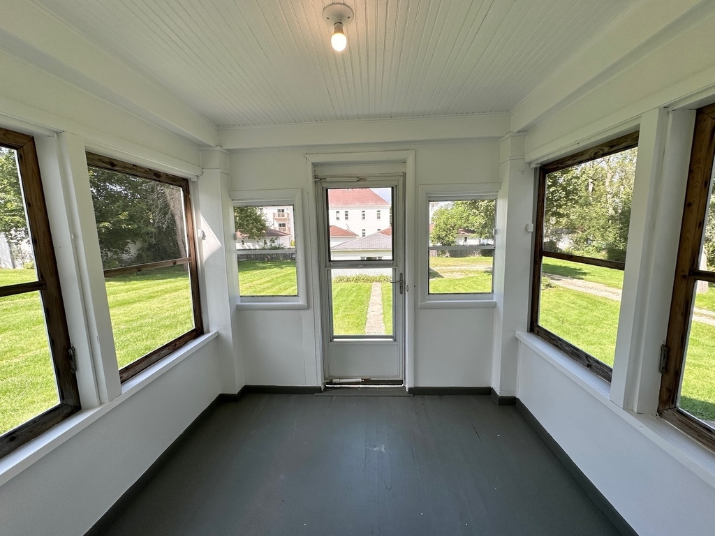 438 Ada Street - Photo 25