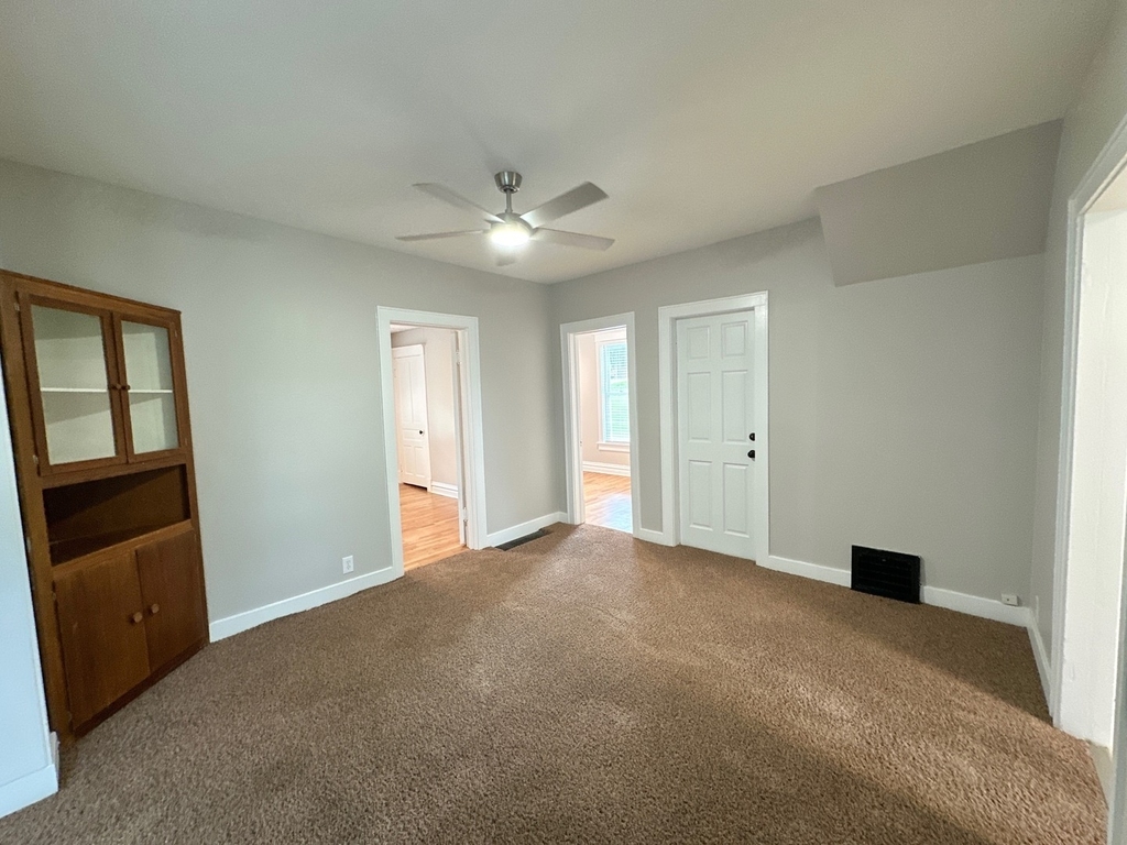 438 Ada Street - Photo 12