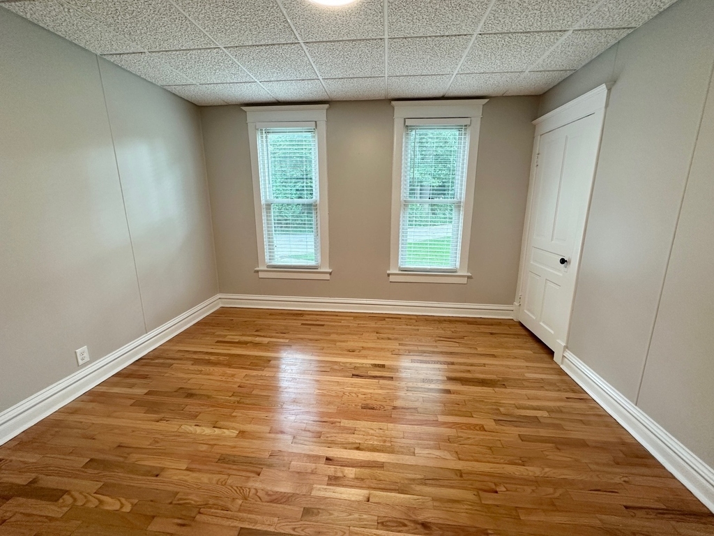 438 Ada Street - Photo 15