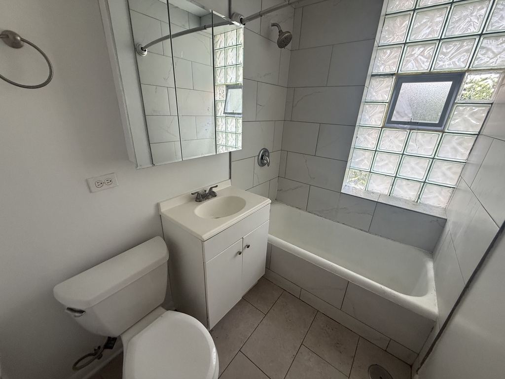 4811 W Warwick Avenue - Photo 10