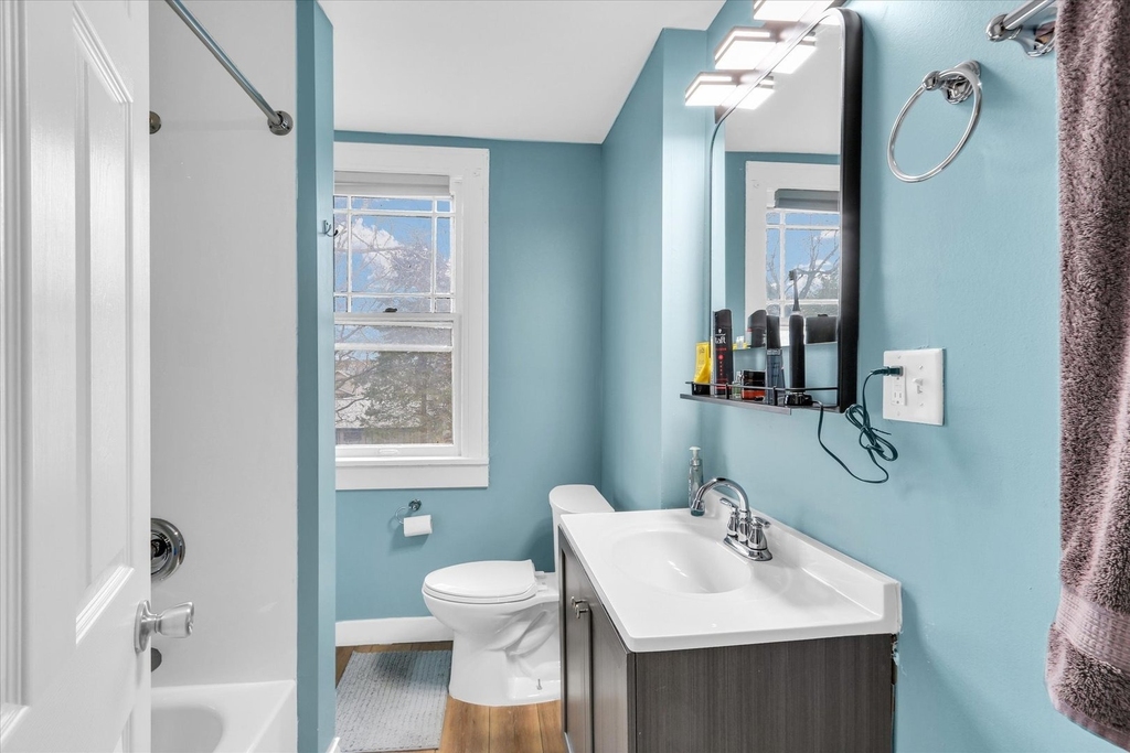 502 W John Street - Photo 21