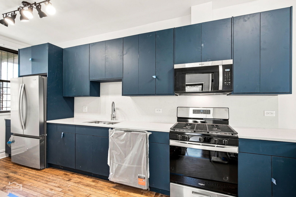 5402 S Woodlawn Avenue - Photo 9